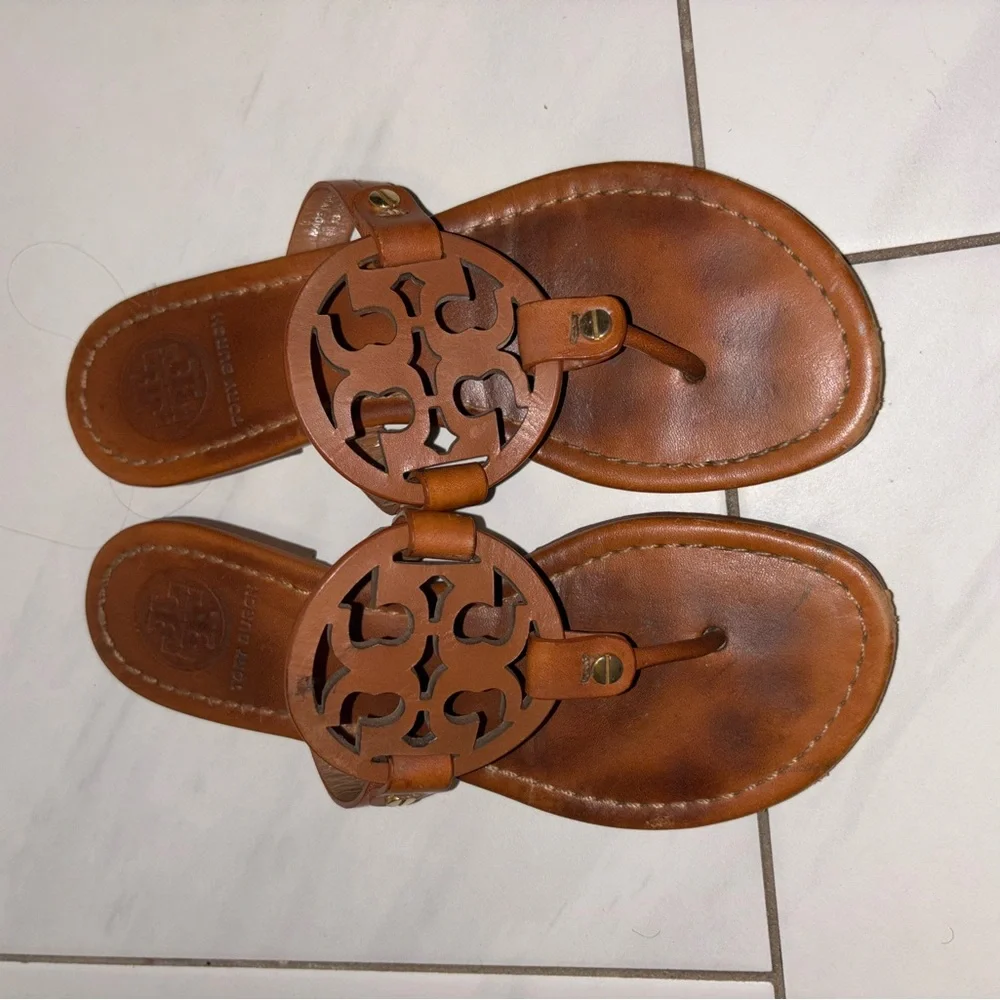 Tory Burch Brown Sandals - Picture 4 of 8